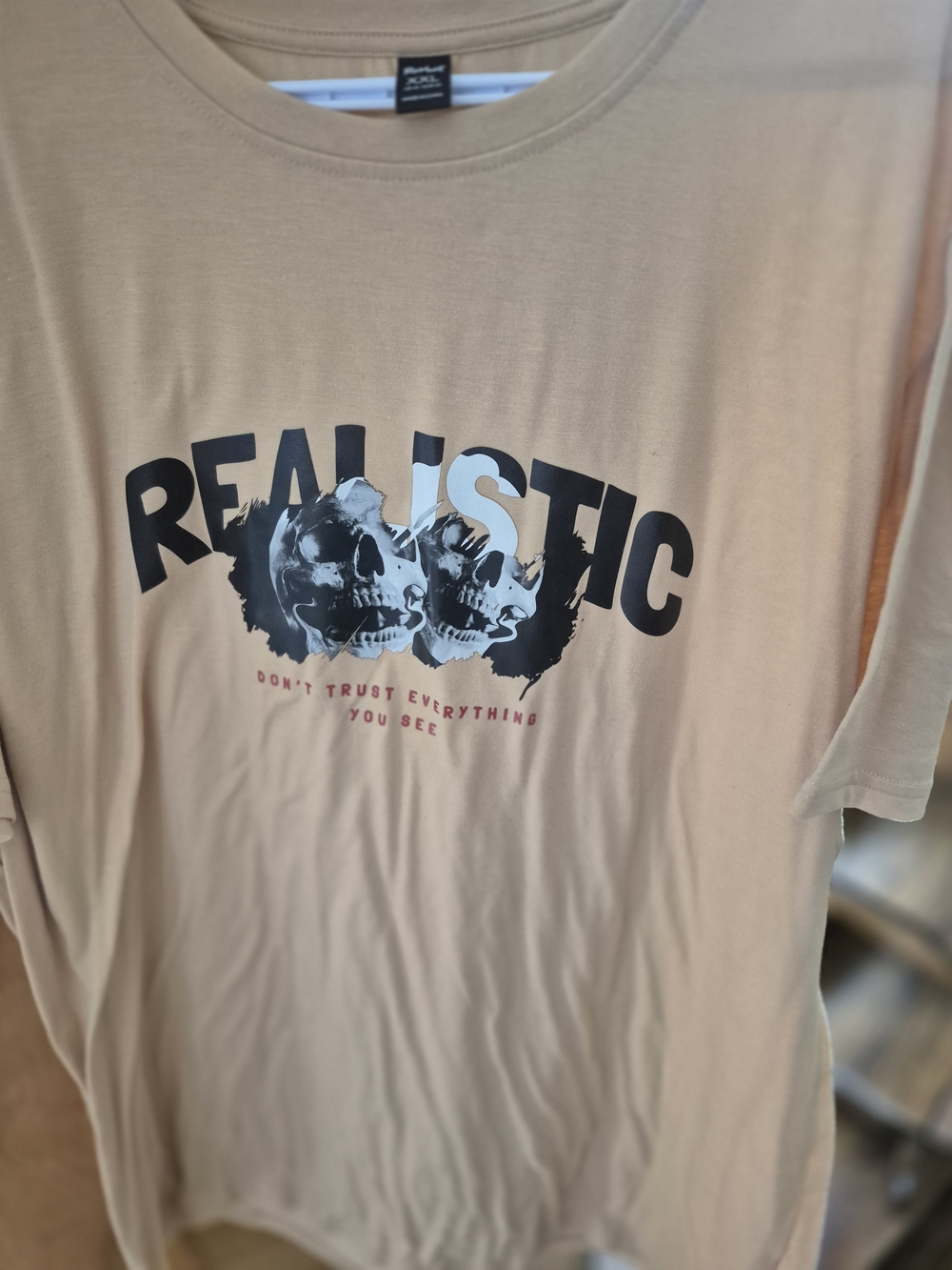 ROMWE Beige Graphic Tee with Skull Print